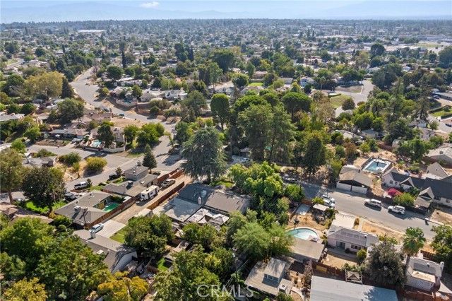 3010 Elmwood Avenue, Bakersfield, CA 93305