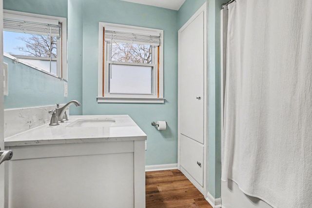 1657 Leif Avenue, Norton Shores, MI 49441