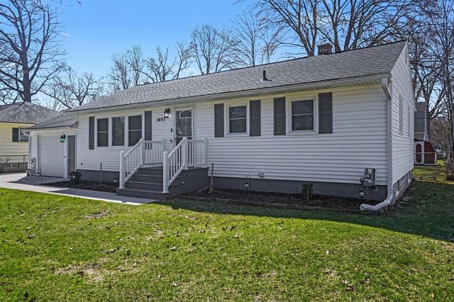 1657 Leif Avenue, Norton Shores, MI 49441