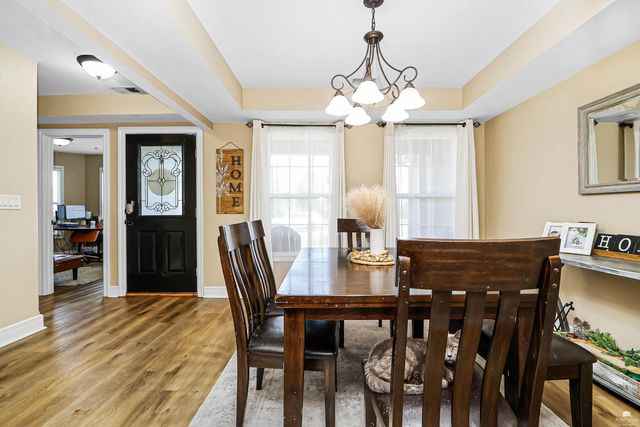 413 Brookridge Drive, Manhattan, KS 66502