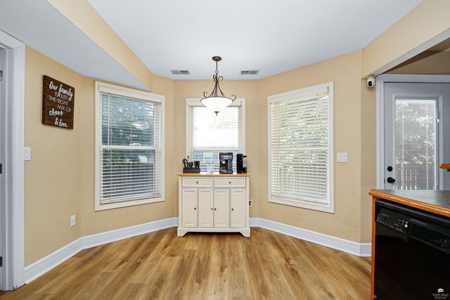 413 Brookridge Drive, Manhattan, KS 66502