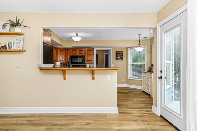 413 Brookridge Drive, Manhattan, KS 66502
