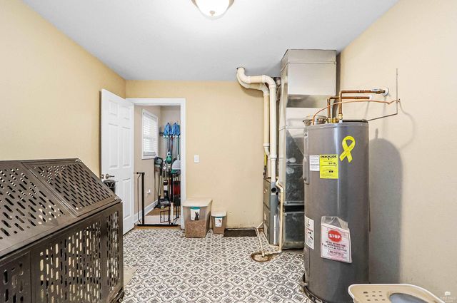 413 Brookridge Drive, Manhattan, KS 66502