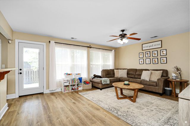 413 Brookridge Drive, Manhattan, KS 66502