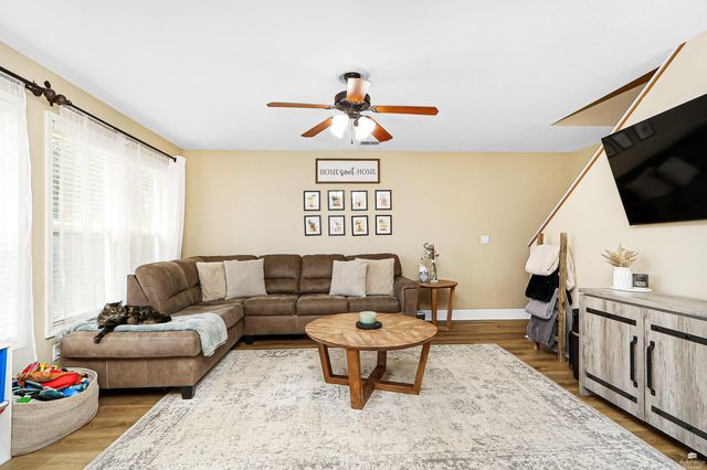 413 Brookridge Drive, Manhattan, KS 66502