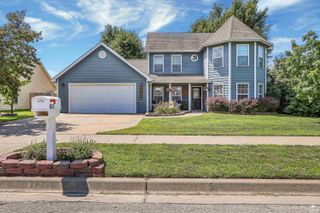 413 Brookridge Drive, Manhattan, KS 66502