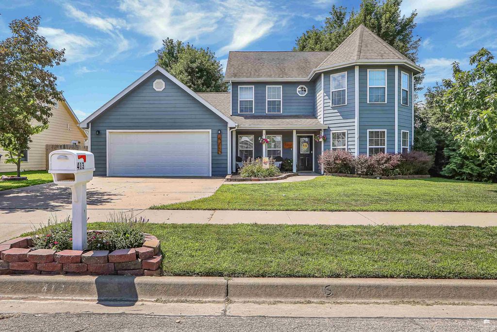 413 Brookridge Drive, Manhattan, KS 66502