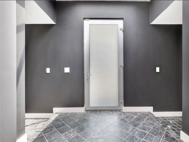 6396 Weidlake Drive, Los Angeles, CA 90068