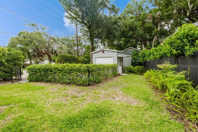 245 N CLARA AVENUE, Deland, FL 32720
