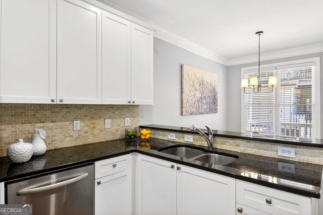 1613 Dupont Commons Drive NW, Atlanta, GA 30318