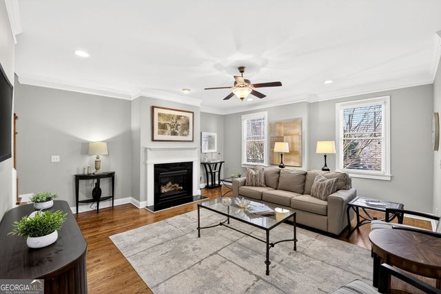 1613 Dupont Commons Drive NW, Atlanta, GA 30318