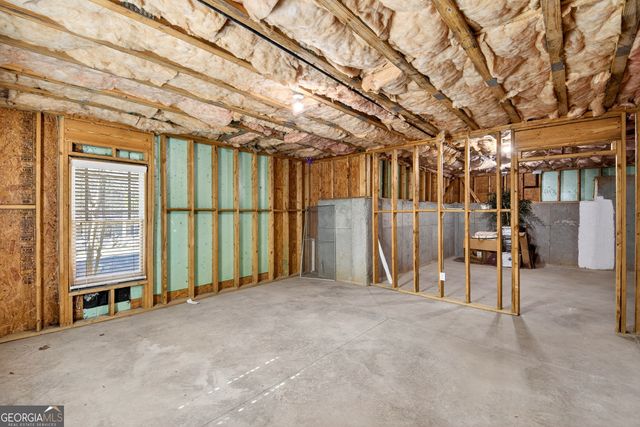 1613 Dupont Commons Drive NW, Atlanta, GA 30318