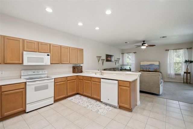2589 CORBYTON COURT, Orlando, FL 32828