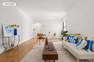 687 W 204TH Street # 1A, New York City, NY 10034
