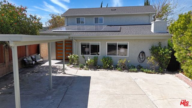 2901 Gracia Street, Los Angeles, CA 90039