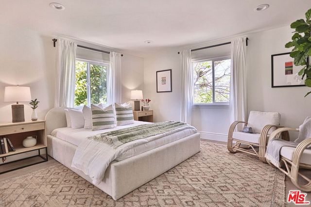 2901 Gracia Street, Los Angeles, CA 90039