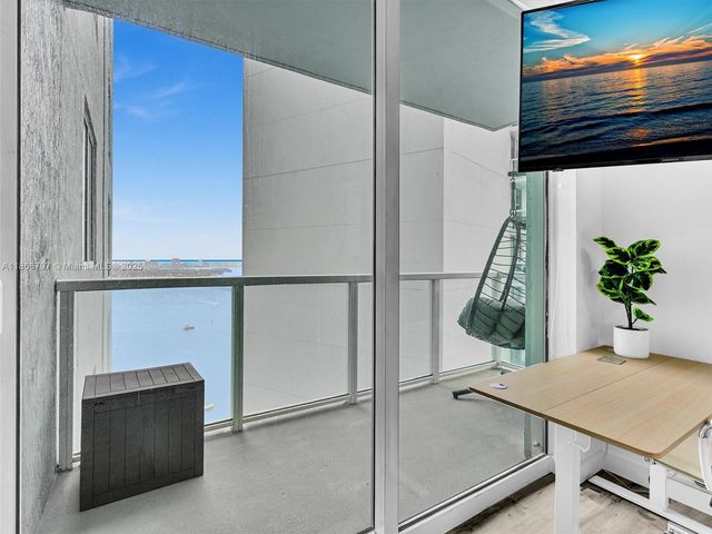 1900 N Bayshore Dr 3405, Miami, FL 33132