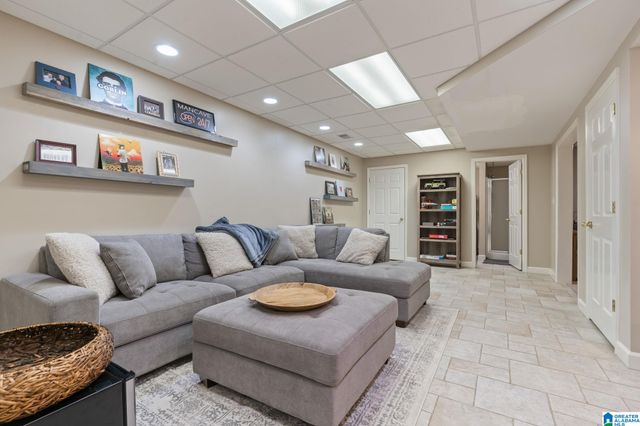 1622 LAKE CYRUS CLUB DRIVE, Hoover, AL 35244