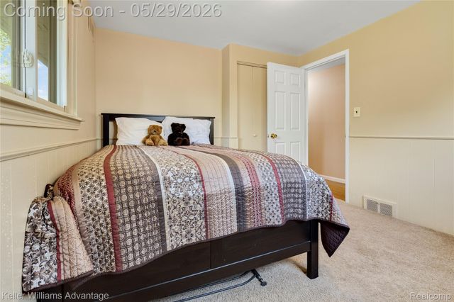 15566 Liverpool Street, Livonia, MI 48154