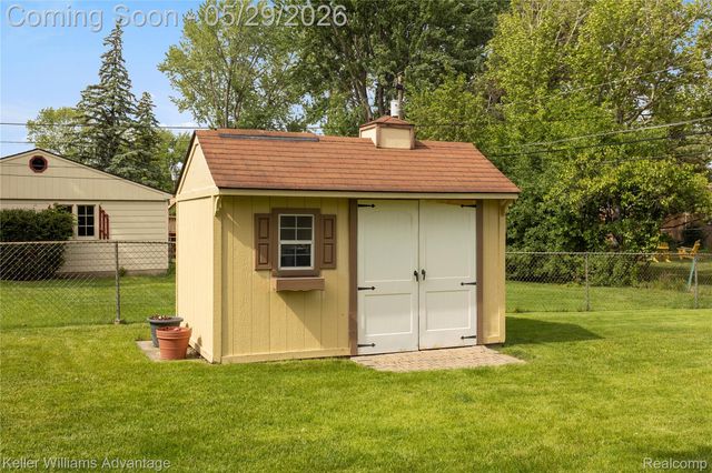 15566 Liverpool Street, Livonia, MI 48154