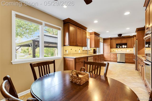 15566 Liverpool Street, Livonia, MI 48154