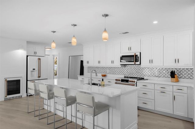 5884 51ST STREET S, St Petersburg, FL 33715