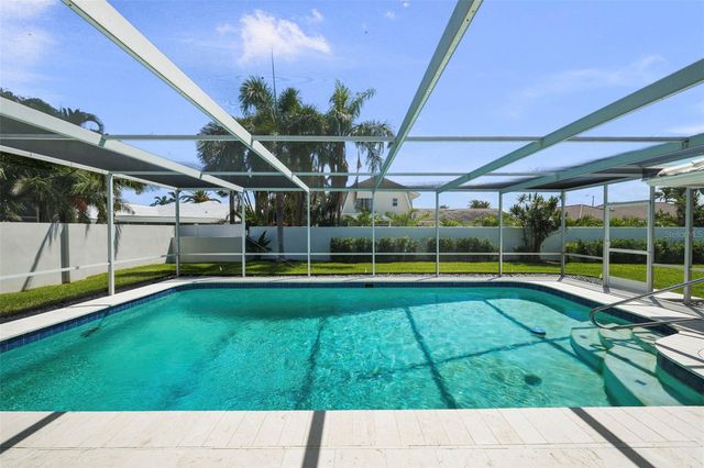 5884 51ST STREET S, St Petersburg, FL 33715