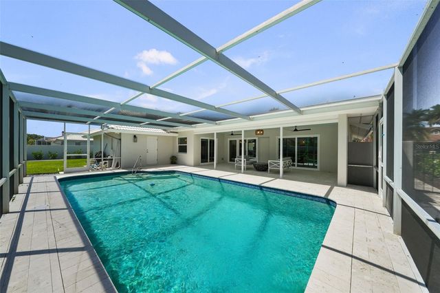 5884 51ST STREET S, St Petersburg, FL 33715