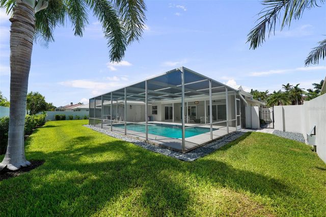 5884 51ST STREET S, St Petersburg, FL 33715