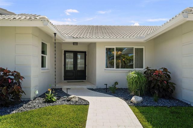 5884 51ST STREET S, St Petersburg, FL 33715