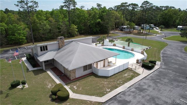 8331 N Fairgrove Terrace, Dunnellon, FL 34433