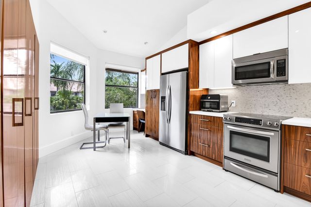 16922 Isle Of Palms Drive C, Delray Beach, FL 33484