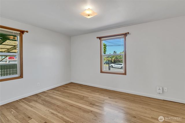 7811 S 112th Street, Seattle, WA 98178