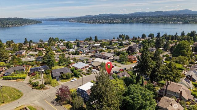 7811 S 112th Street, Seattle, WA 98178