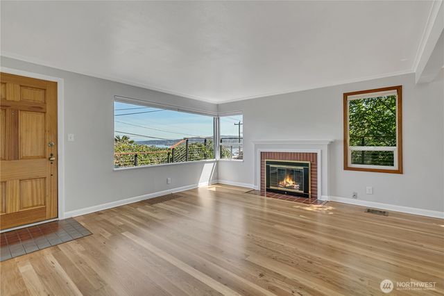 7811 S 112th Street, Seattle, WA 98178