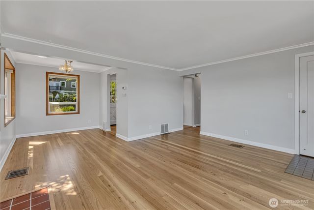 7811 S 112th Street, Seattle, WA 98178