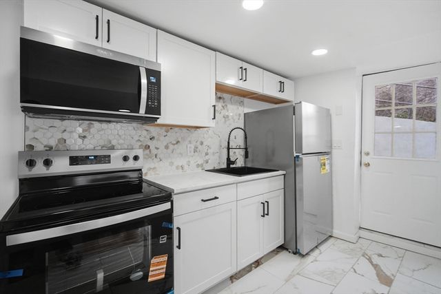 16 North Main, South Hadley, MA 01075