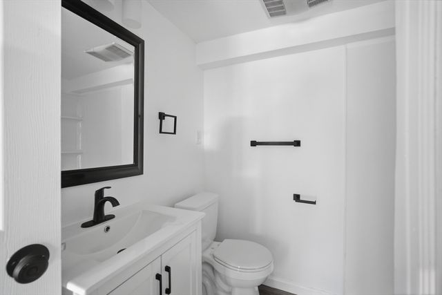 16 North Main, South Hadley, MA 01075