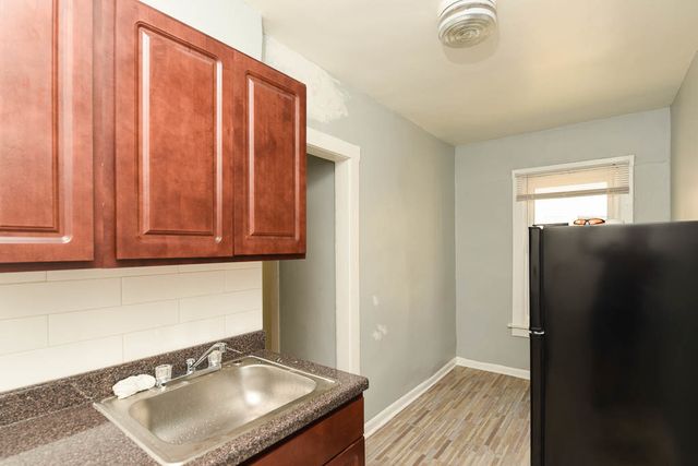4602 N Beacon Street 3A, Chicago, IL 60640