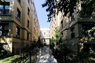 4602 N Beacon Street 3A, Chicago, IL 60640
