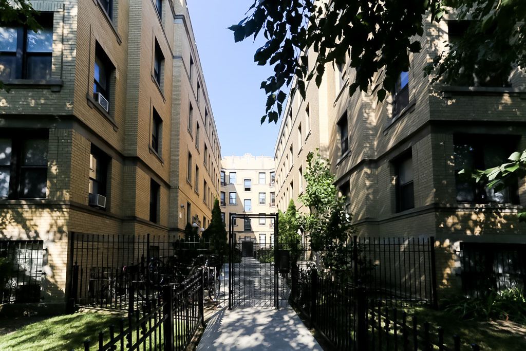 4602 N Beacon Street 3A, Chicago, IL 60640