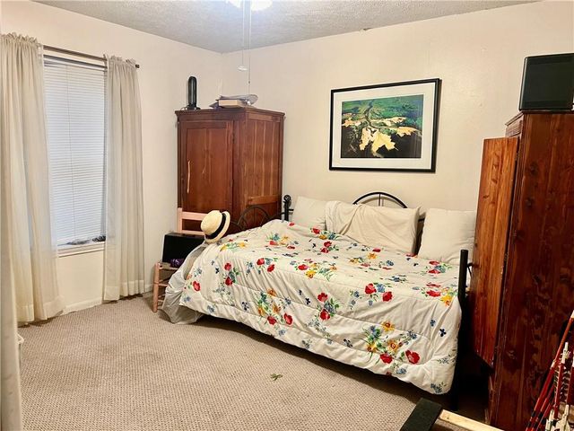 135 MYRTLEWOOD Drive, Pineville, LA 71360