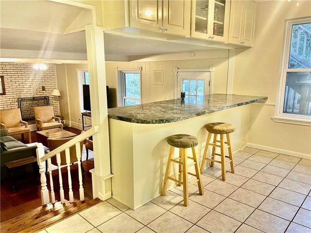 135 MYRTLEWOOD Drive, Pineville, LA 71360