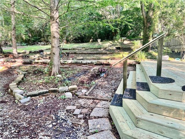 135 MYRTLEWOOD Drive, Pineville, LA 71360