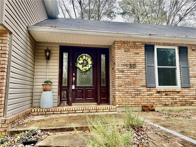 135 MYRTLEWOOD Drive, Pineville, LA 71360