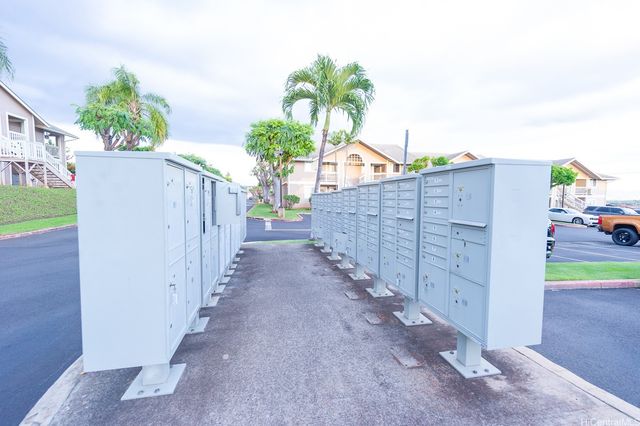 94-515 Lumiaina Street L202, Waipahu, HI 96797