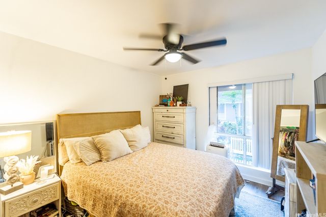 94-515 Lumiaina Street L202, Waipahu, HI 96797