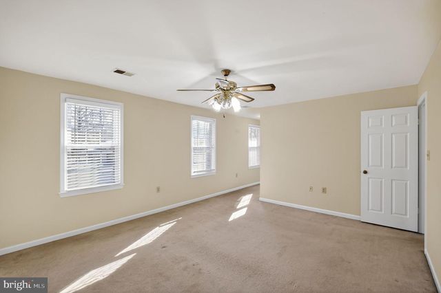 102 CUNNINGHAM PARK CT SE, Vienna, VA 22180