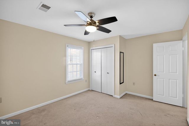 102 CUNNINGHAM PARK CT SE, Vienna, VA 22180