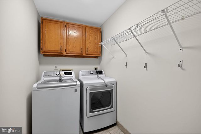 102 CUNNINGHAM PARK CT SE, Vienna, VA 22180